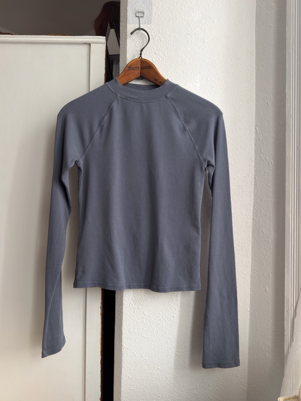 Skims long sleeve crew neck slate
